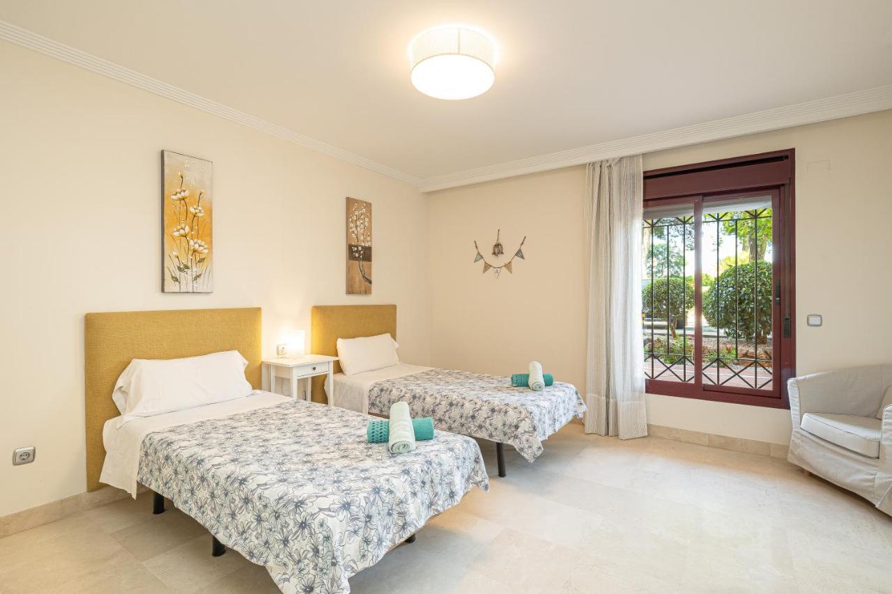 Magnifico Apartamento De 3 Dormitorios En Riviera Andaluza Estepona Exteriör bild